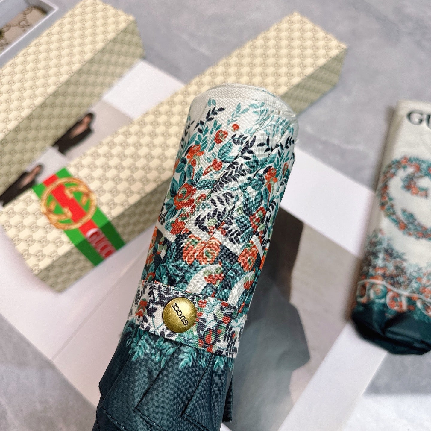 Gucci umbrella